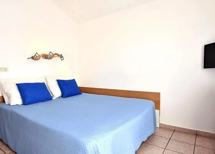 Apartman In With Sea View, Balcony, Air Conditioning, Wlan 819-6 Poreč