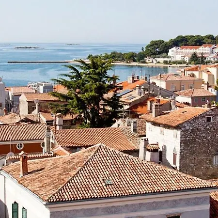 Apartment In With Sea View, Balcony, Air Conditioning, Wlan 819-6 Poreč